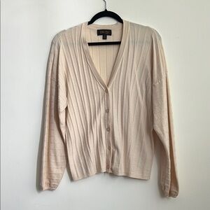 Cream Cardigan Sweater with V-Neck and Ribbed Details